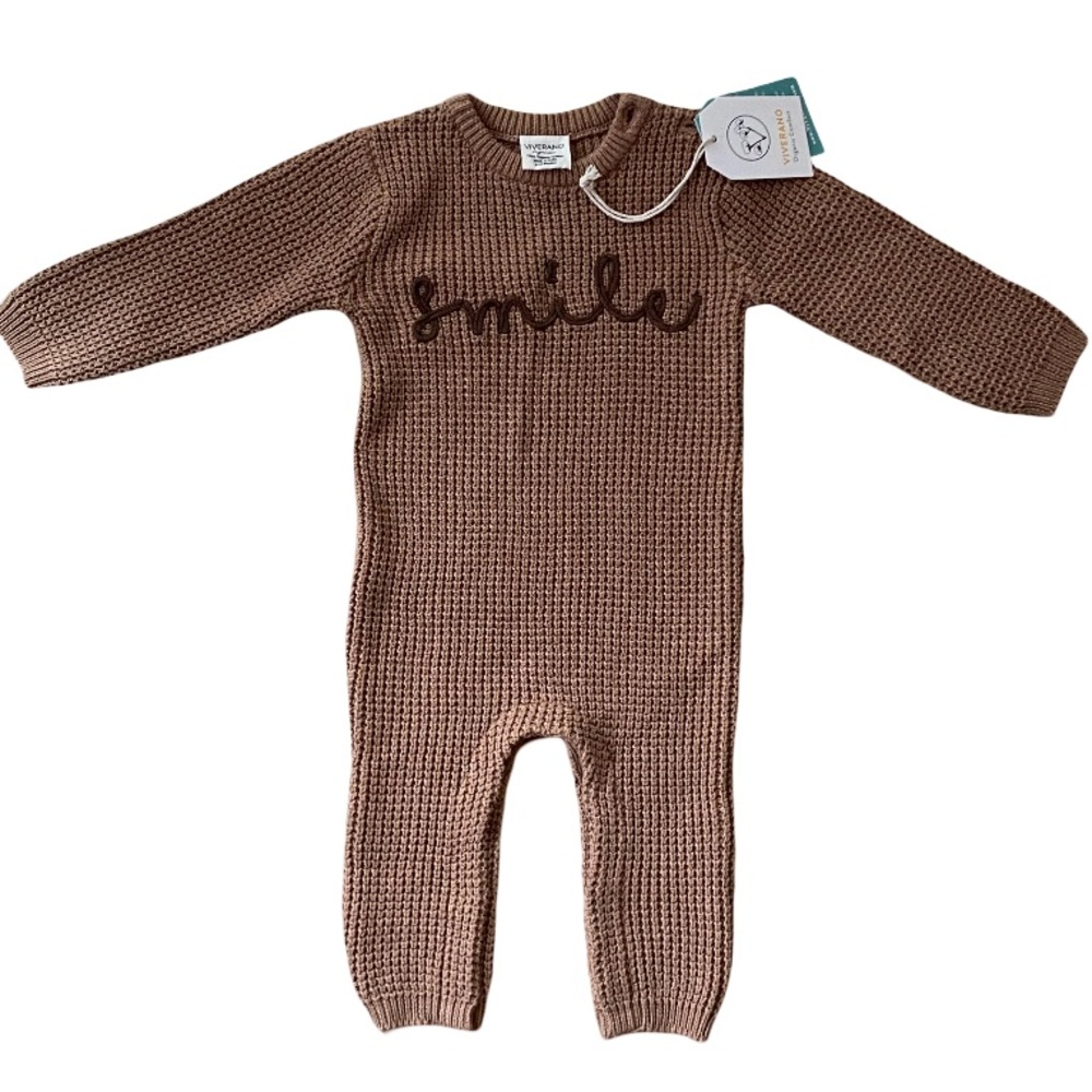 NWT Viverano 100% organic cotton chunky sweater knit Smile jumpsuit size 6-12m